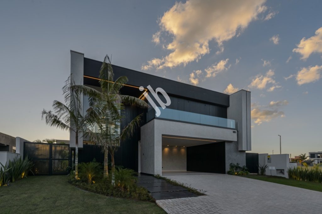 Alphaville Costa Laguna – Linda casa à venda