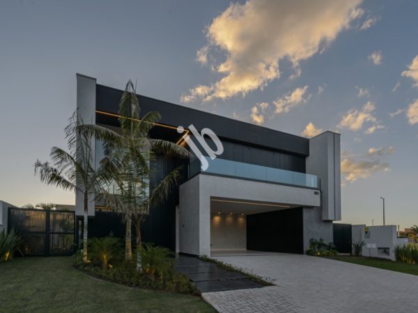 Alphaville Costa Laguna – Linda casa à venda