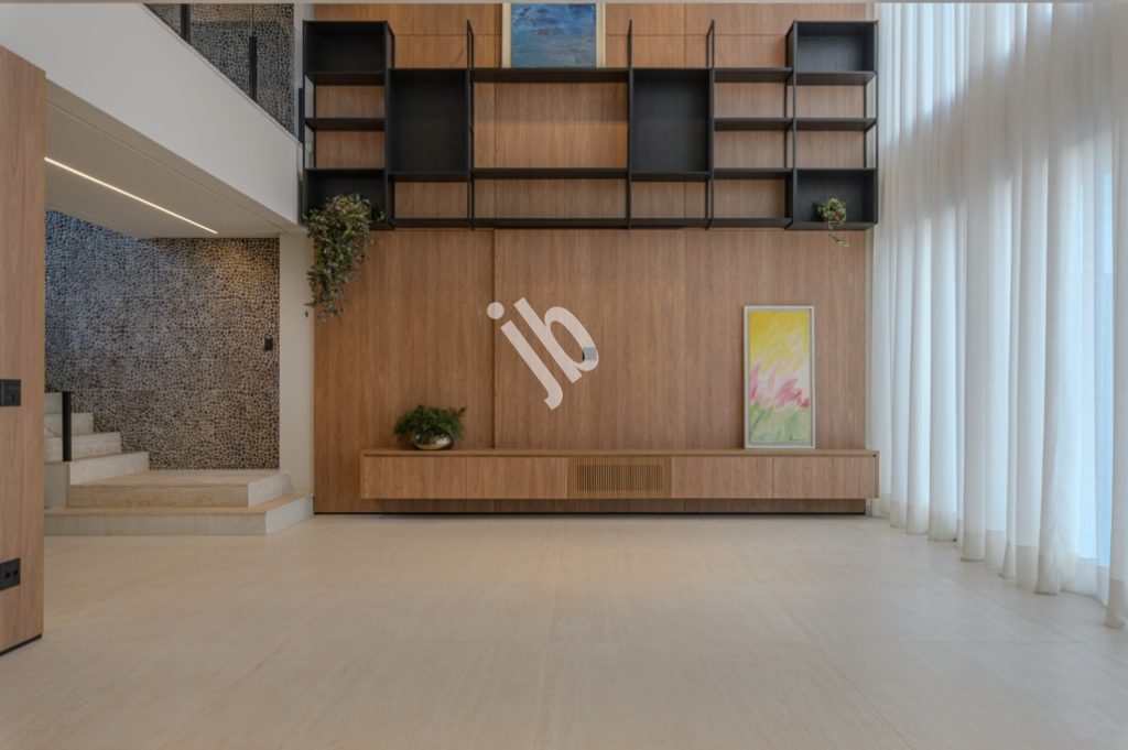 Alphaville Costa Laguna – Linda casa à venda