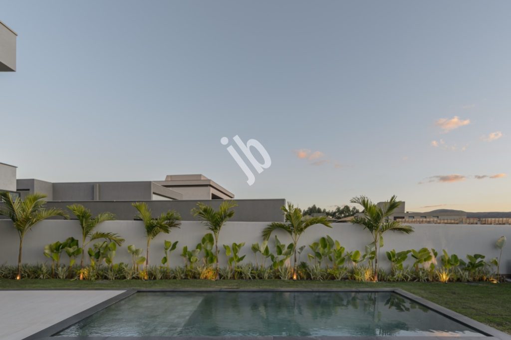 Alphaville Costa Laguna – Linda casa à venda