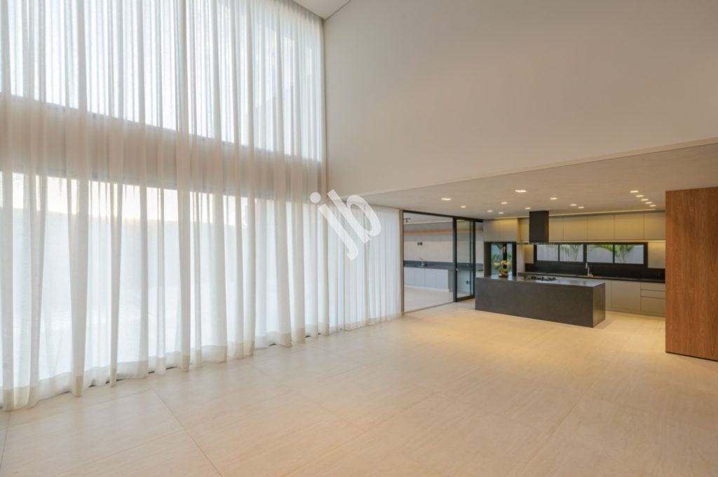 Alphaville Costa Laguna – Linda casa à venda