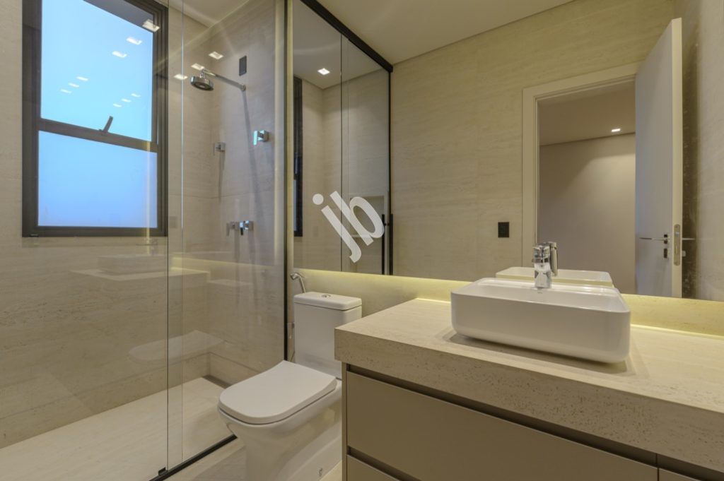 Alphaville Costa Laguna – Linda casa à venda