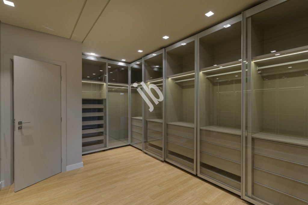 Alphaville Costa Laguna – Linda casa à venda