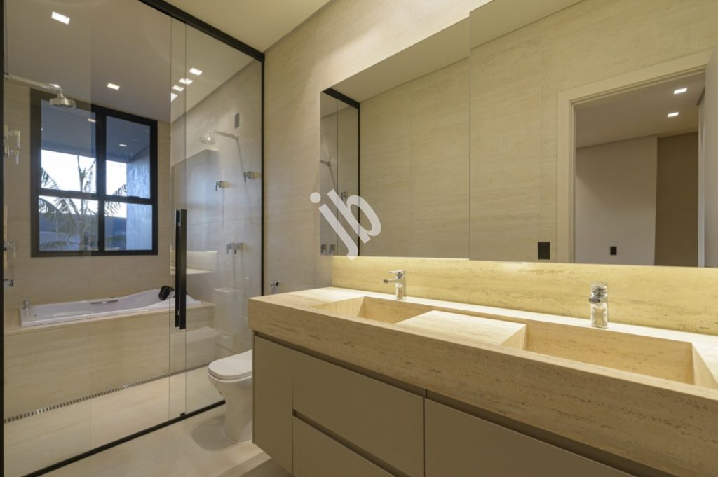 Alphaville Costa Laguna – Linda casa à venda