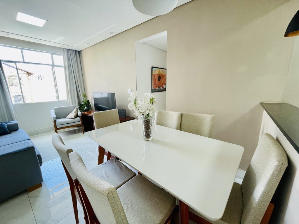 Apartamento reformado Cidade Nova