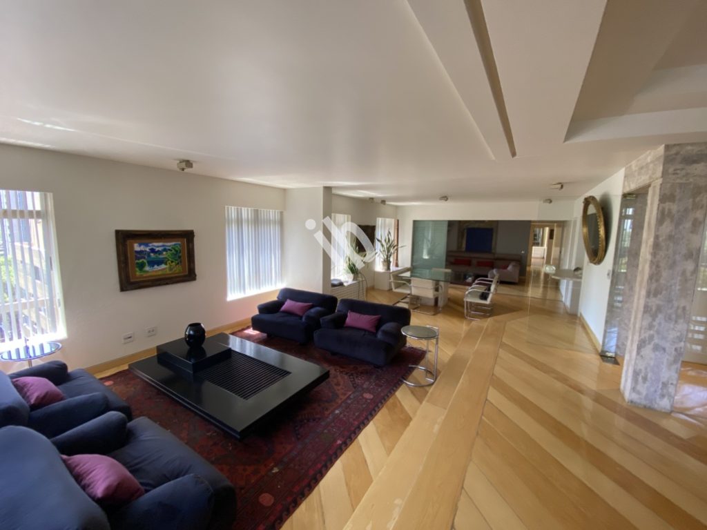 Lourdes – Apartamento 4 quartos, 241 m² para locação