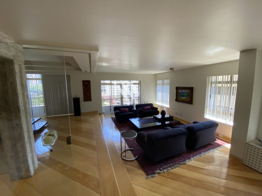 Lourdes – Apartamento 4 quartos, 241 m² para venda