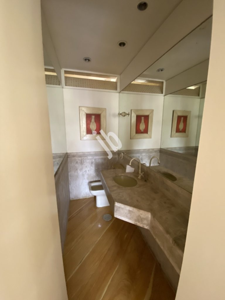 Lourdes – Apartamento 4 quartos, 241 m² para locação