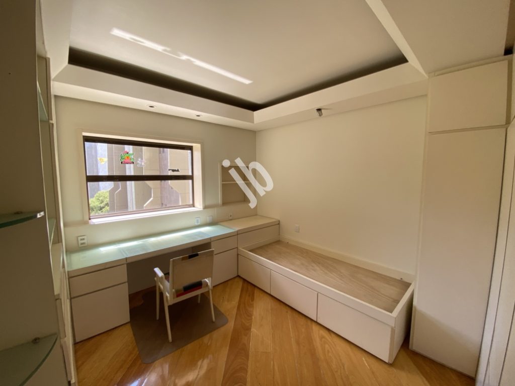 Lourdes – Apartamento 4 quartos, 241 m² para venda