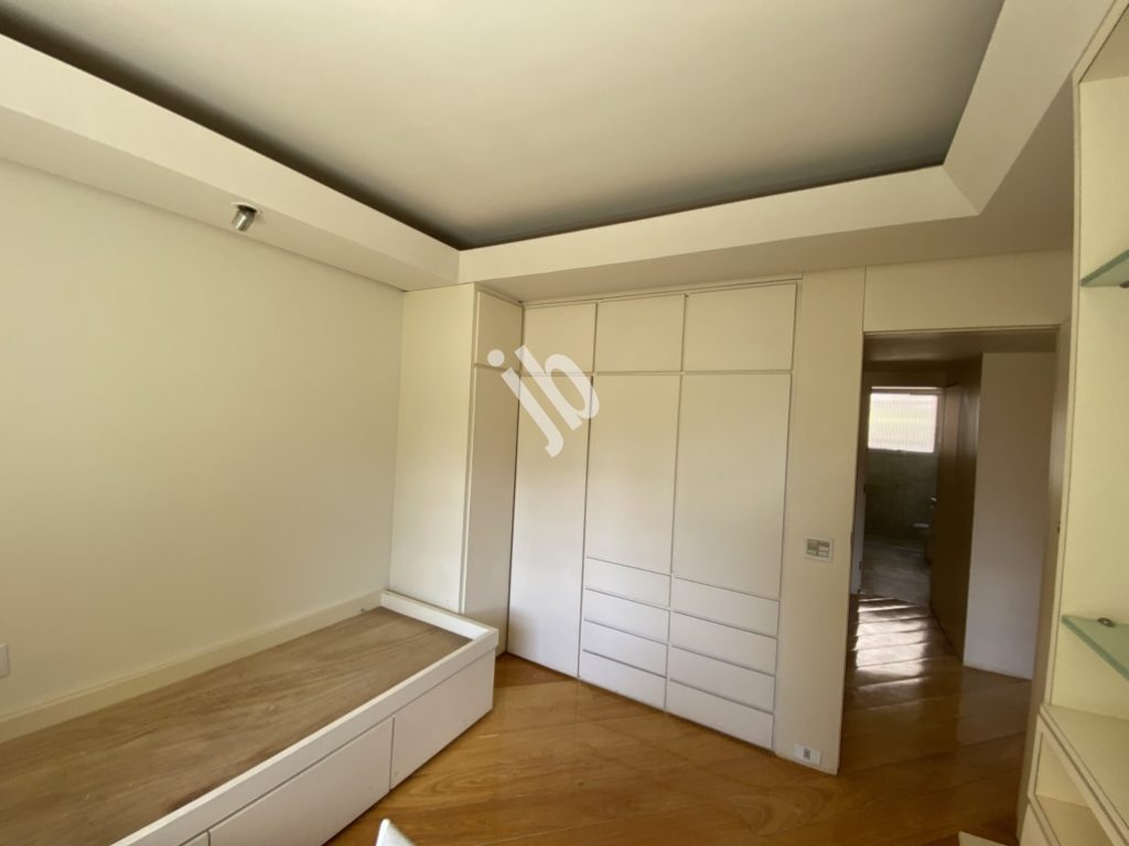 Lourdes – Apartamento 4 quartos, 241 m² para locação