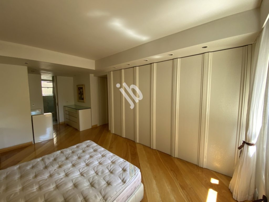 Lourdes – Apartamento 4 quartos, 241 m² para locação