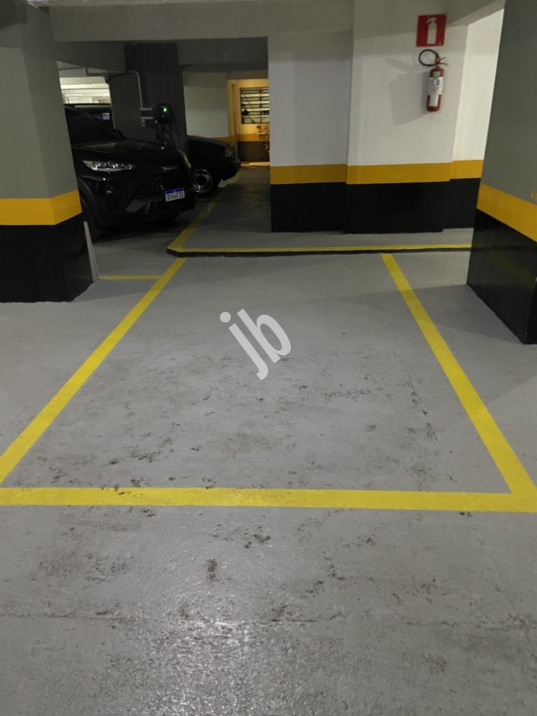 Lourdes – Apartamento 4 quartos, 241 m² para locação