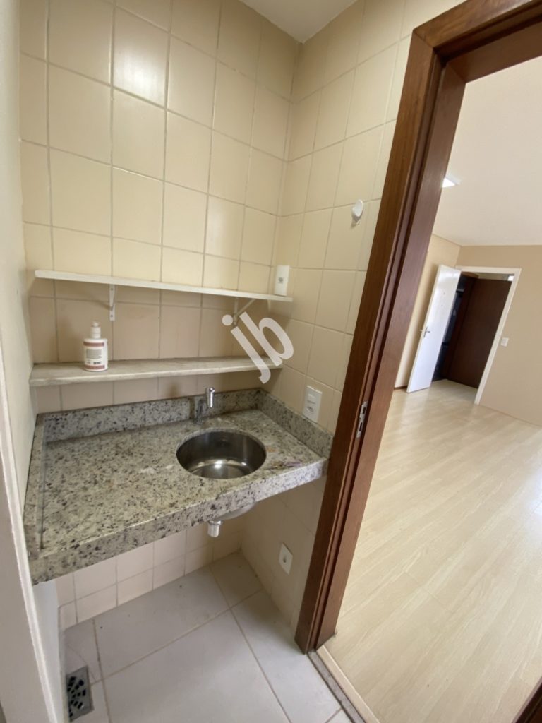 Savassi – sala 33 m², copa e vaga