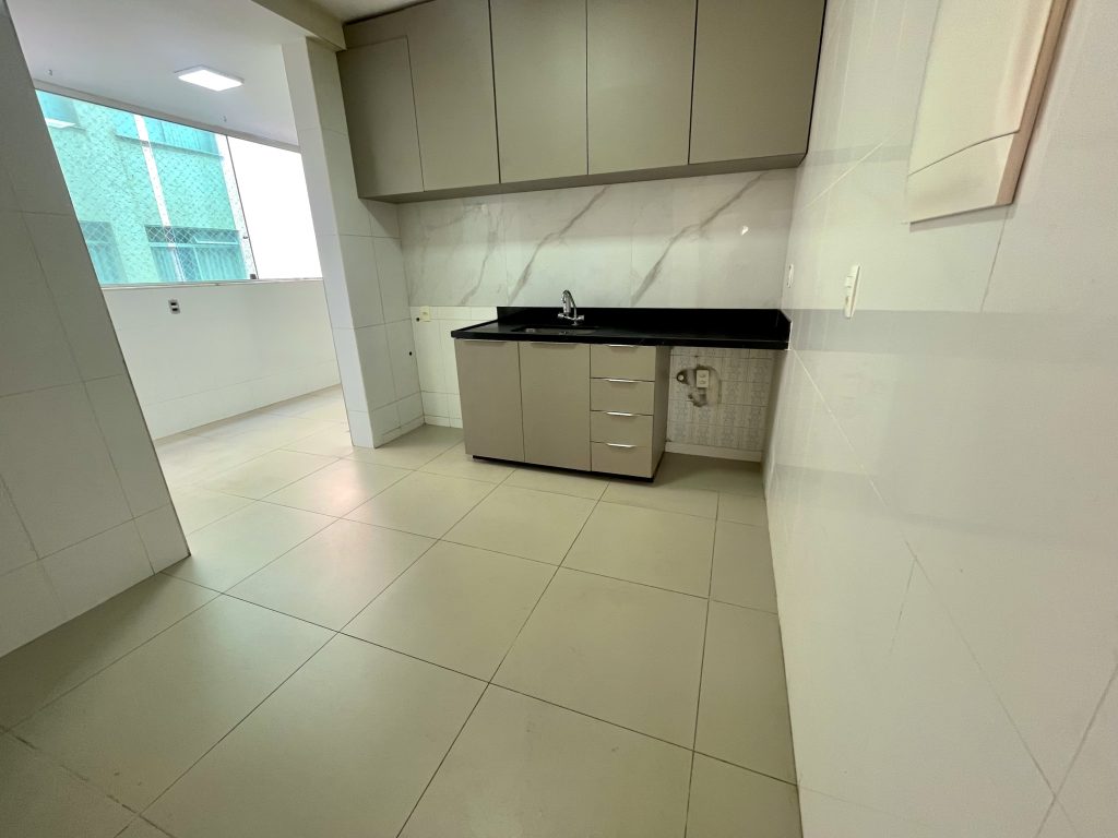 Ótima localização no Funcionários