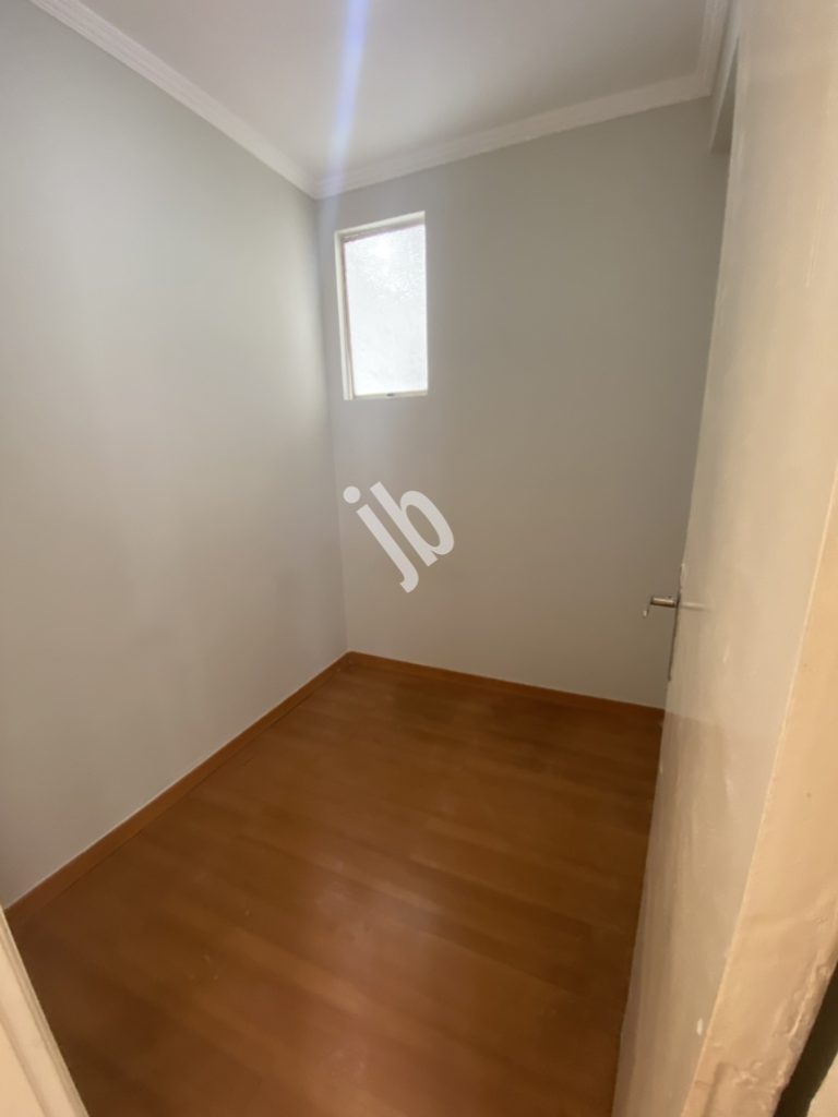 Cidade Nova – Apto 2 quartos, arm, 2 bhos e vaga