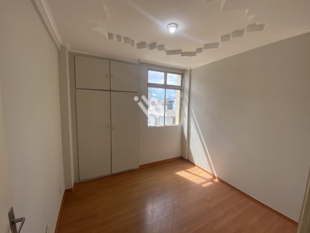 Cidade Nova – Apto 2 quartos, arm, 2 bhos e vaga