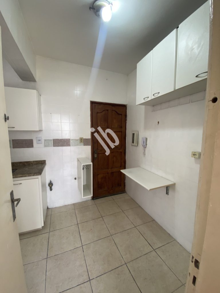 Cidade Nova – Apto 2 quartos, arm, 2 bhos e vaga