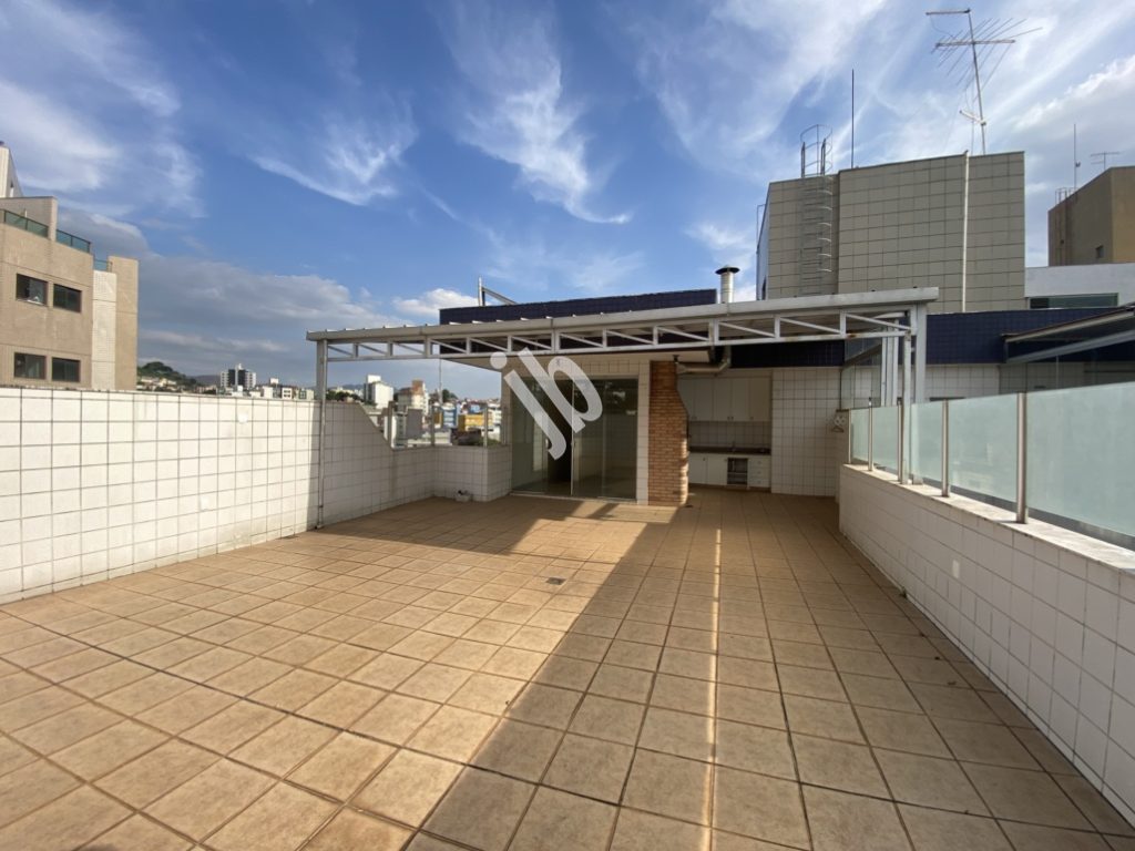 Grajaú – Cobertura 200 m² para locação