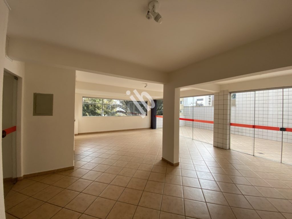 Grajaú – Cobertura 200 m² para locação