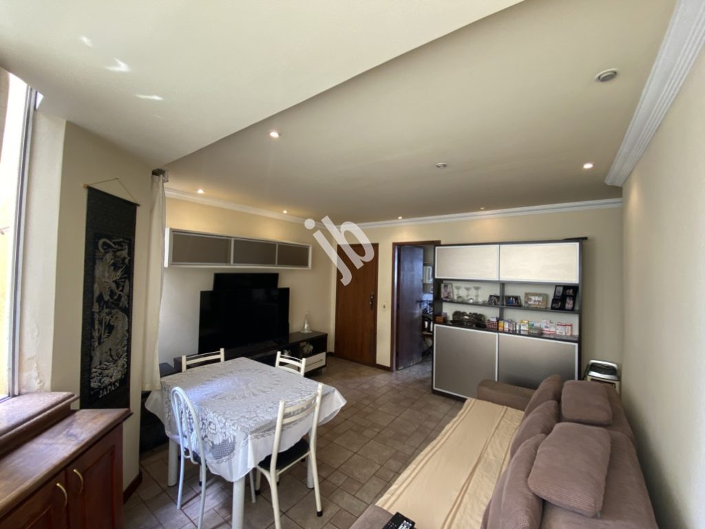 Estoril – Apartamento 3 quartos com armários